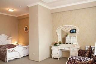 Гостиница Плаза Ессентуки Ессентуки Junior Suite/ Джуниор Сьют-7